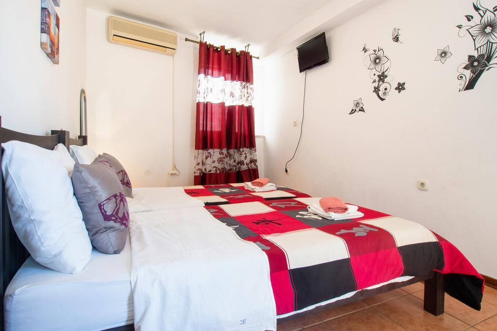 Split Accommodation 部屋 写真
